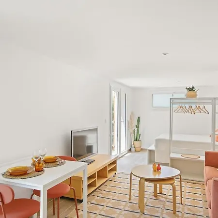 Cosy, & Terrasse Apartament